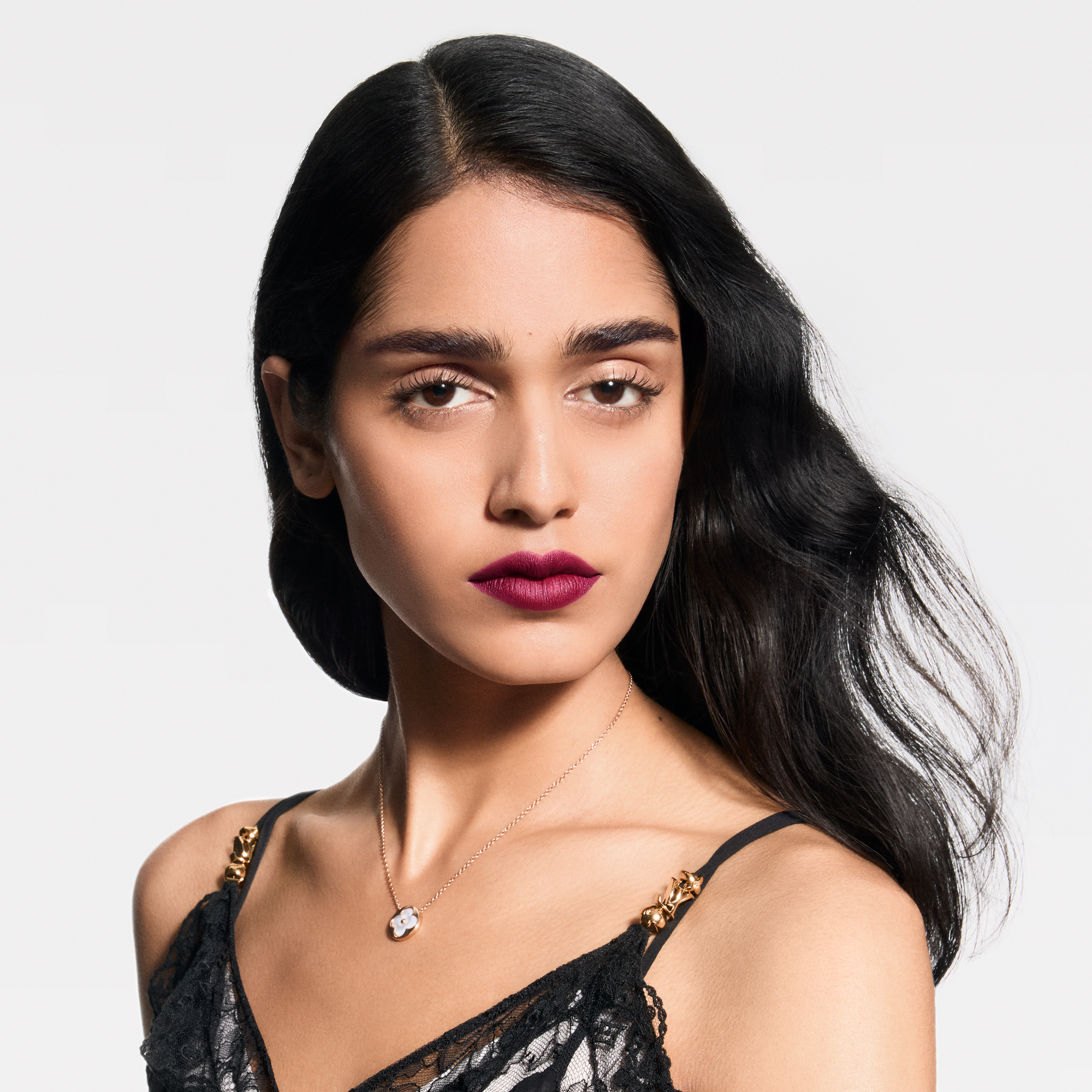 Lips } LV Rouge - Matte Lipstick Refill | Louis Vuitton ® (Product zoom)